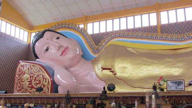 A giant Buddha